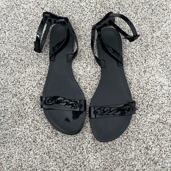 Micheal Kors sandals - Picture 2 of 4